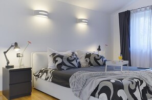4 habitaciones, escritorio, wifi gratis y ropa de cama 