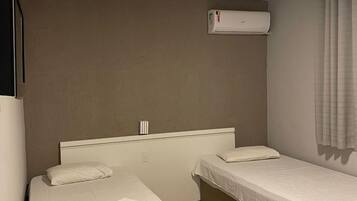 Minibar, desk, free WiFi, bed sheets