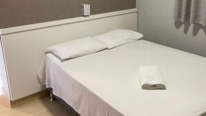 Unclassified image, 5 of 18, button - Florenza Palace Hotel (Sao Manuel)