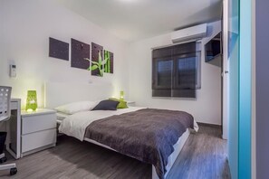 2 soverom, skrivebord, wi-fi (inkludert) og sengetøy