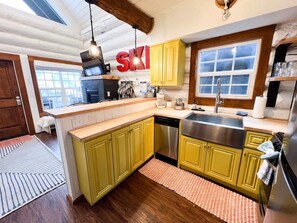 Fridge, microwave, oven, stovetop - Cozy Mountain Cabin | Hot Tub | Ski In / Ski Out (Whitefish)