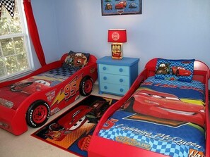 6 Schlafzimmer, Schreibtisch, Reisekinderbett, kostenloses WLAN
