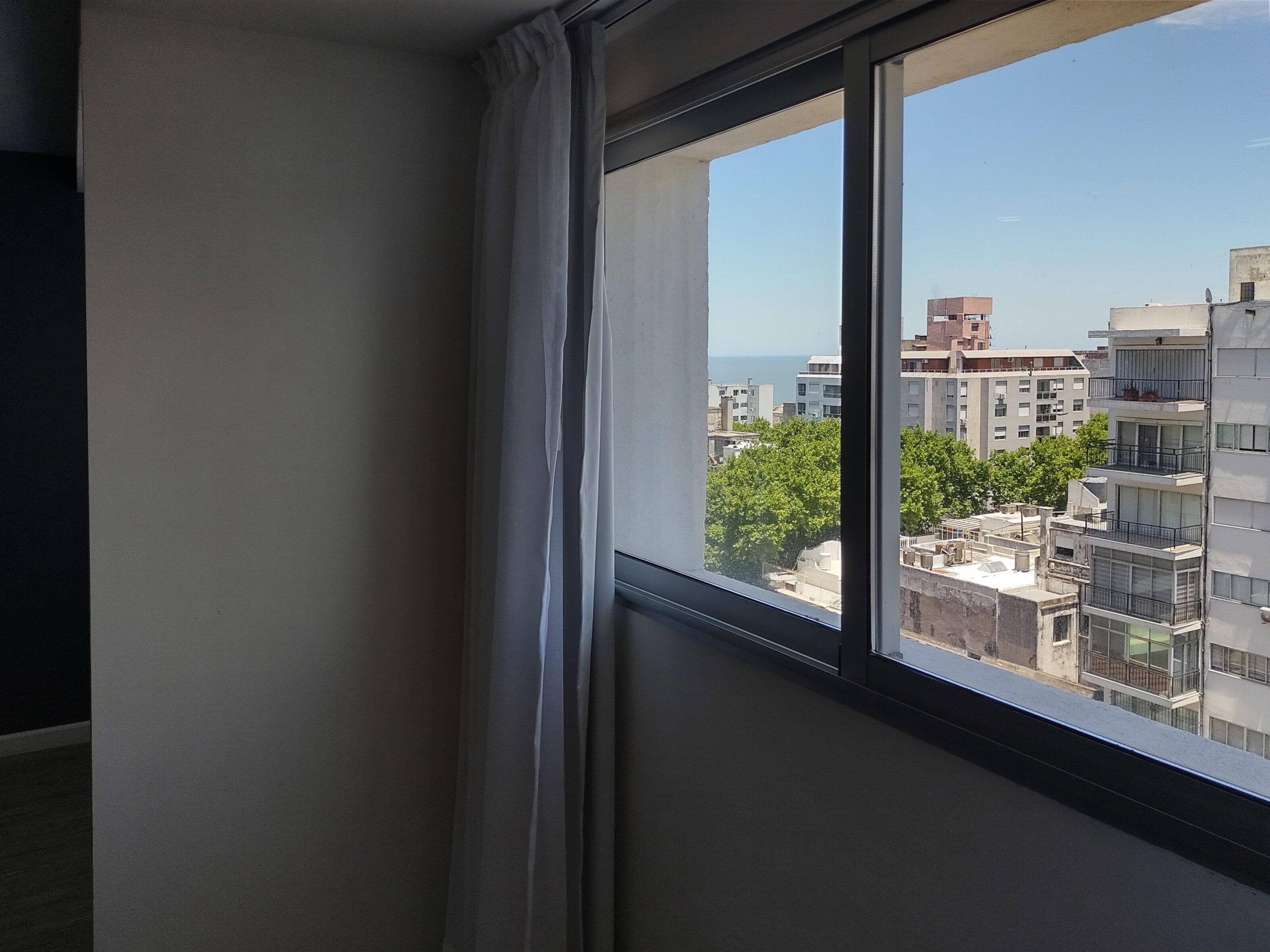 Apartamento sénior | Zona de estar | Una televisión LED