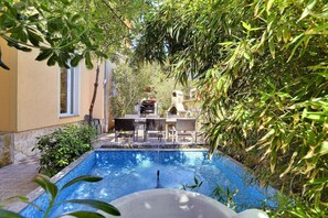 Pool - Just 500 meters to beach with large pool (Liznjan)