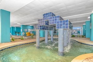 Piscina coperta, piscina all'aperto