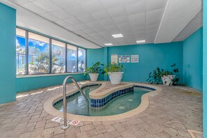 Indoor pool, outdoor pool - Landmark 925 (Myrtle Beach)