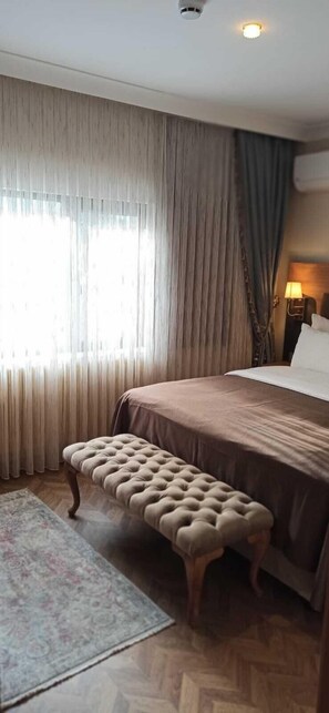 Business Suite | Free minibar items, in-room safe, laptop workspace, blackout drapes - Ak Life Hotel  (Ankara)
