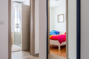 3 bedrooms, desk, free WiFi, bed sheets - Newly renovated Apartment with WiFi and BBQ (Pula)