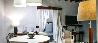 Restored 18th century house, terrace, garden and organic garden.