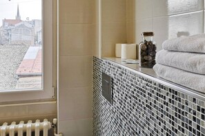 Interior - Central 2 Bedroom Apartment 84 sq m with Private Parking (Novi Sad)