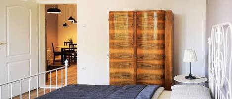 2 chambres, fer et planche Ă  repasser, Wi-Fi gratuit, draps fournis