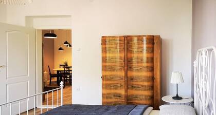 Central 2 Bedroom Suite 64 sq m in 5 Minutes Walk to Main Square