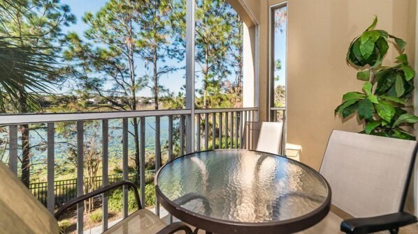 Balcony - Luxury 3 Bedroom 2 Bath Condo Near Disney (Kissimmee)