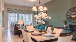 Unclassified image, 5 of 45, button - Lovely 4 Bedroom 4 Bath Pool Home in Windsor Hills Resort (Kissimmee)