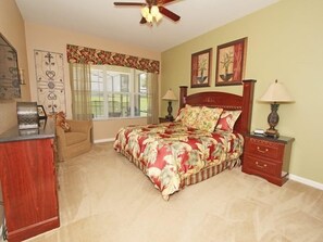 5 bedrooms, desk, free WiFi