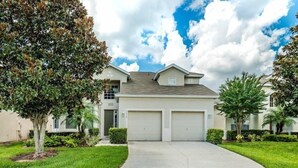 Unclassified image, 5 of 46, button - Lovely 5 Bedroom 5 Bath Pool Home in Windsor Hills (Kissimmee)