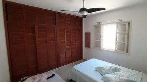 4 chambres, fer et planche à repasser, Wi-Fi gratuit, draps fournis