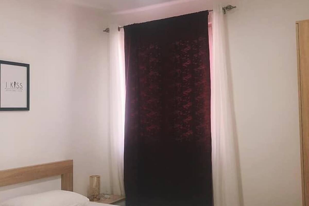 In-room safe, laptop workspace, WiFi (free), bed sheets