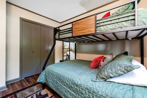 2 habitaciones, acceso a internet y ropa de cama 