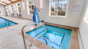 Una piscina techada