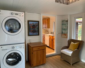 Interior - "Redcliff"  - Waterfront Chalet style Cedar Log Cottage in Cavendish Resort Area (Breadalbane)
