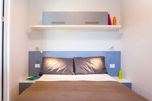 2 bedrooms