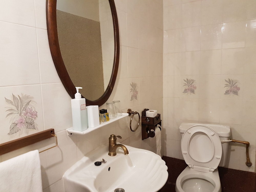 Heeren House by Signature Puzzle Hotel by null