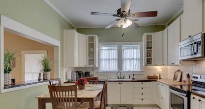 Encantador bungalow del sur conveniente para Savannah
