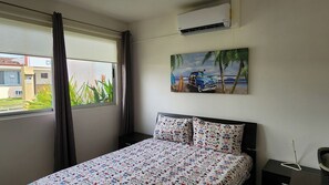 3 間睡房、書桌、免費 Wi-Fi、床單