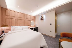 Luxury Double Room, Non Smoking, Housekeeping
