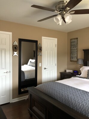 2 Schlafzimmer, Bügeleisen/Bügelbrett, kostenloses WLAN, Bettwäsche