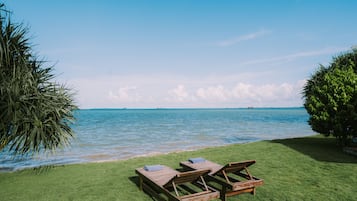 Vue sur la plage/lâocĂ©an