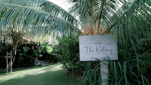 A sign for The Kelong, Trikora Resort, Brisa Island. - The Kelong Trikora Resort (Bintan)