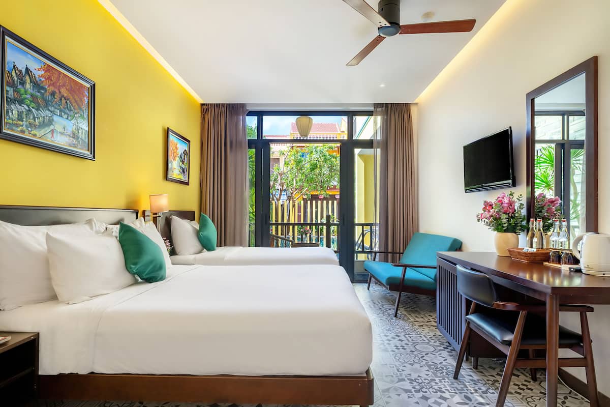 Ropa de cama de alta calidad, edredón y minibar