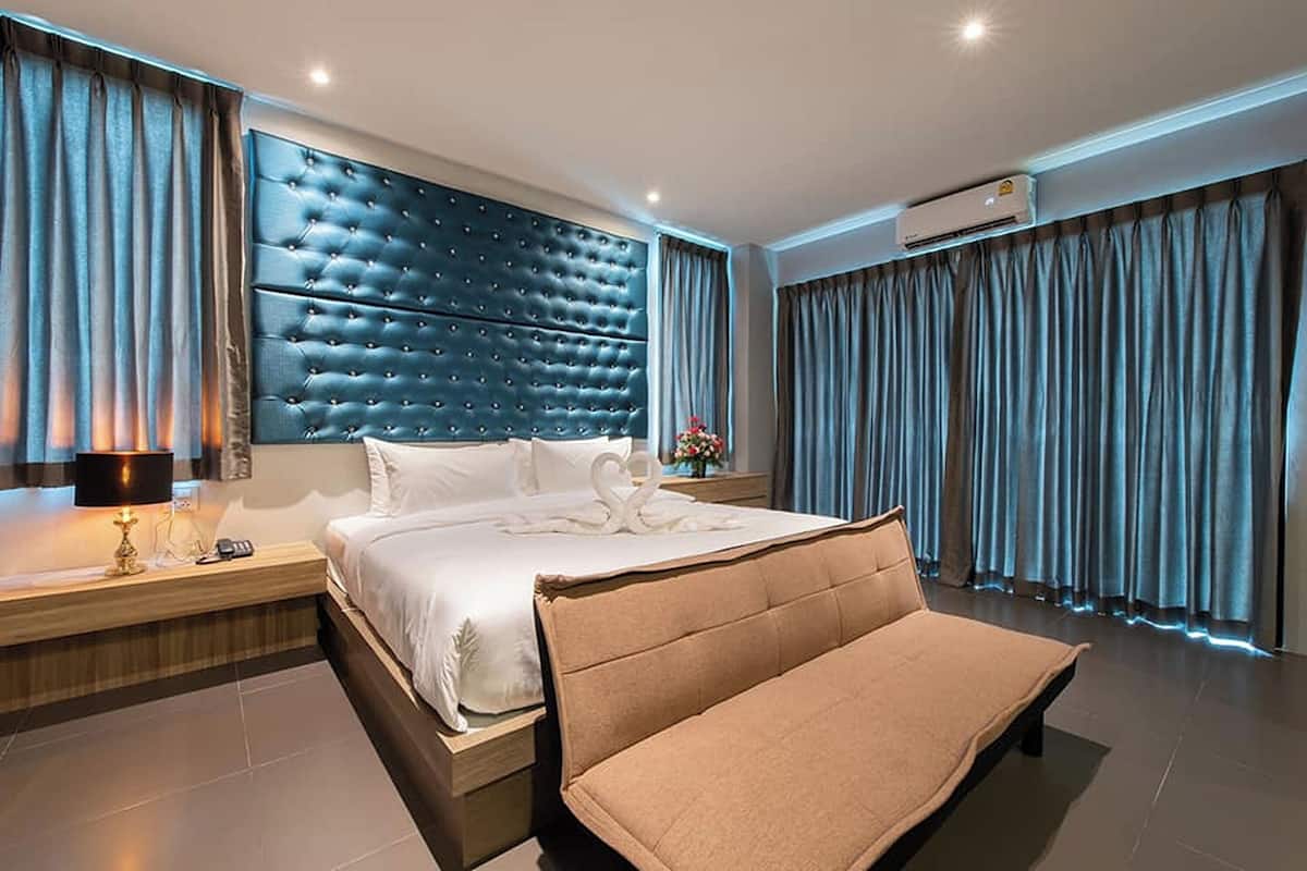 Habitación doble superior | Escritorio, insonorización, wifi gratis y ropa de cama