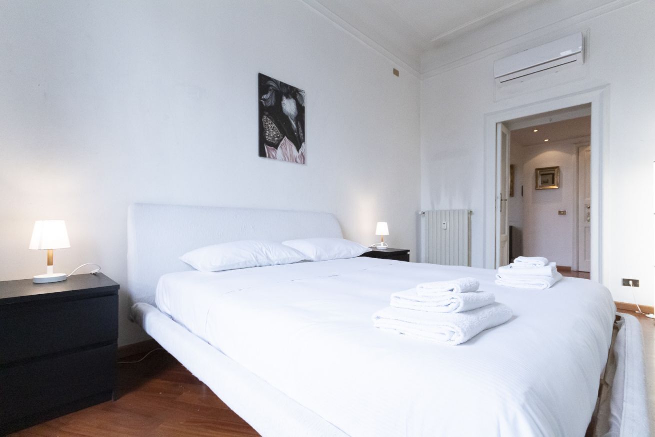 1 slaapkamer, een strijkplank/strijkijzer, wifi, beddengoed