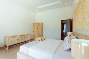 Villa Deluxe, 2 habitaciones, vista a la montaña | Escritorio, insonorización, wifi gratis y ropa de cama 