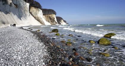 02 Ferienappartement Sehlen mit Terrasse (7 Betten) - Ferienappartements auf