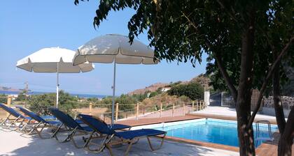 Troyan Hill Type Mais Νο 2, Garden, Panoramic View & Pool for 2 to 5 adults