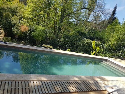 Gîte" L'Atelier "plain pied Périgord noir with swimming pool on large grounds 