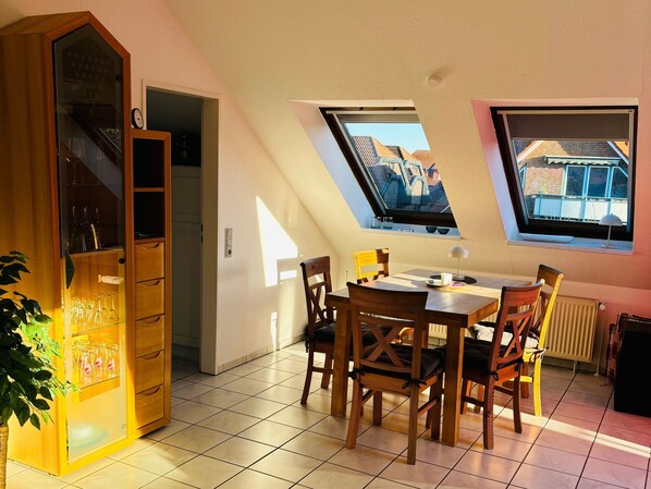 صورة غير مصنفة، 1 من 15، زرّ