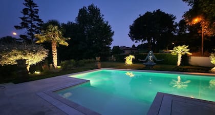 Homerez - Charming villa in Ribérac with private pool