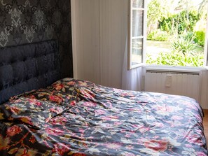 3 Schlafzimmer, Bügeleisen/Bügelbrett, Reisekinderbett, kostenloses WLAN