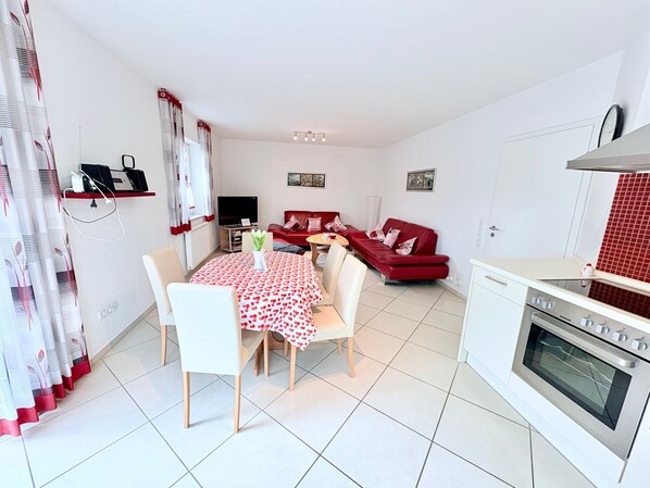 Unclassified image, 1 of 11, button