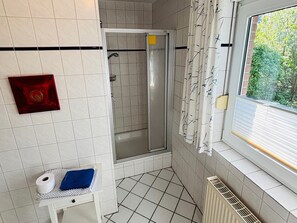 Unclassified image, 5 of 12, button