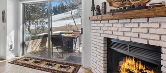 Ski Bear Get Away: Vakre Townhouse Ski In / Ski Out på Bear Mtn! Gå til fotturer!