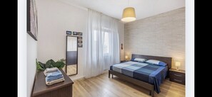 2 quartos, ferros/tábuas de passar roupa, berço de viagem, Wi-Fi