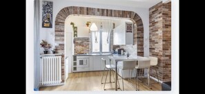 Fridge, microwave, oven, stovetop - Massimo apartments (Verona)