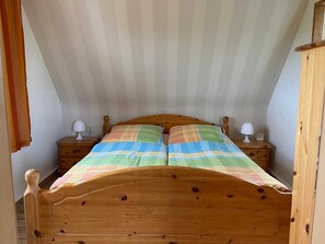 2 habitaciones, cuna de viaje, wifi y ropa de cama 