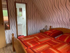 2 sovrum, resesäng, wi-fi och sängkläder